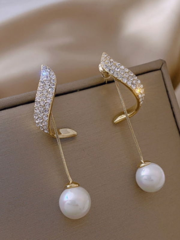 Brincos Longos de Cristal com Franja de Pérola  Elegante