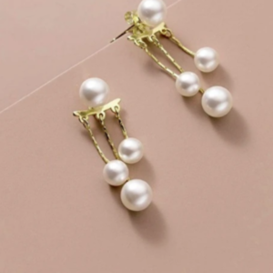 Brinco Dourado com Pérolas