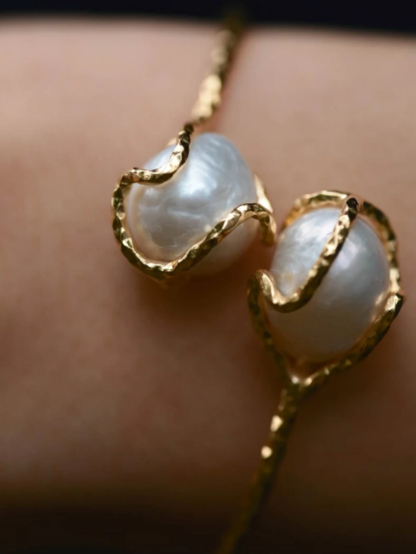 Bracelete ajustável Dourado com Pérolas Elegant