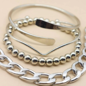 4 Pulseiras simples de prata